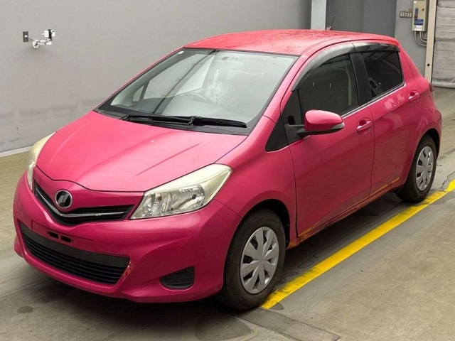 TOYOTA VITZ 2012