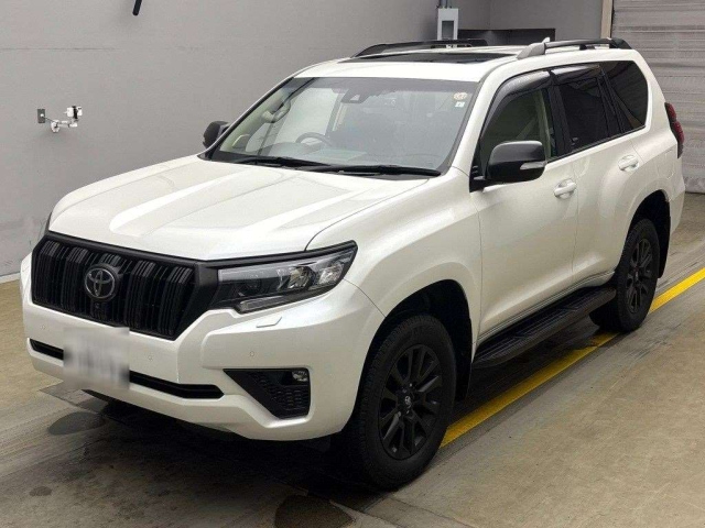 TOYOTA LAND CRUISER PRADO 2023