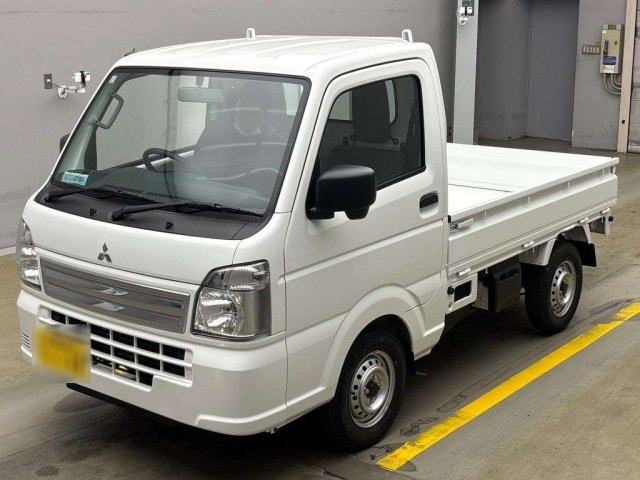 MITSUBISHI MINICAB TRUCK 2024