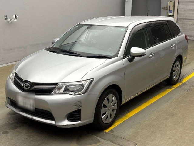 TOYOTA COROLLA FIELDER 2013