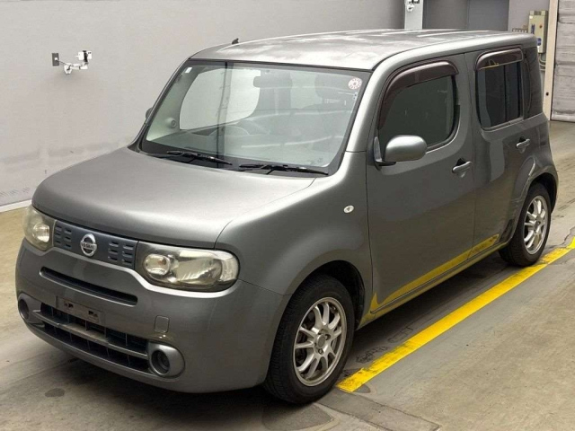 NISSAN CUBE 2010