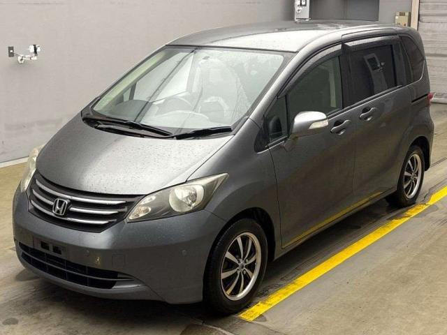 HONDA FREED 2009