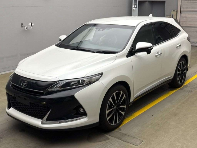 TOYOTA HARRIER 2019