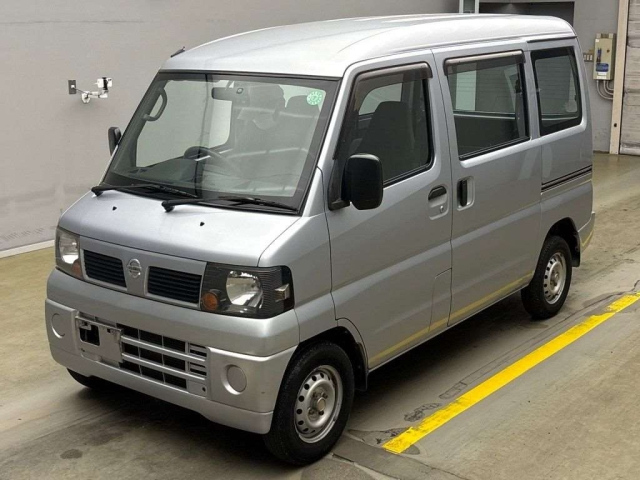 NISSAN CLIPPER VAN 2009