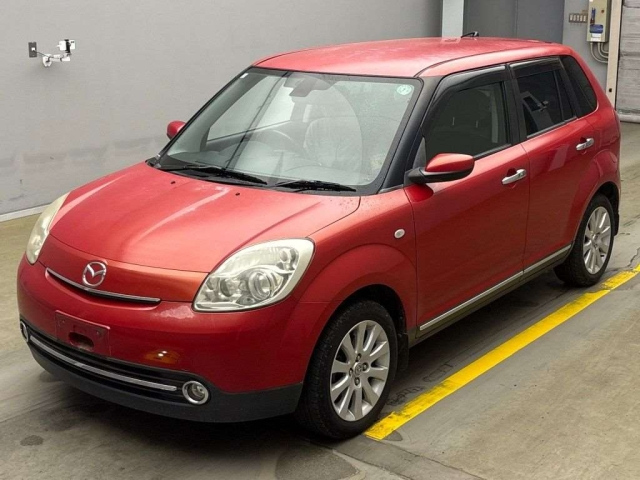 MAZDA VERISA 2010