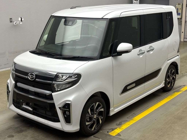 DAIHATSU TANTO 2021