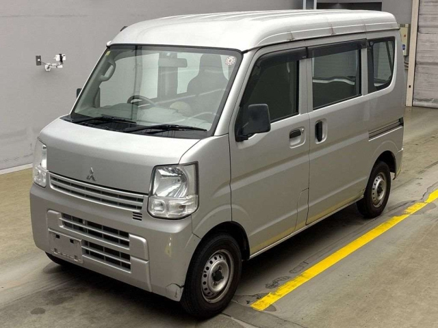 MITSUBISHI MINICAB VAN 2015