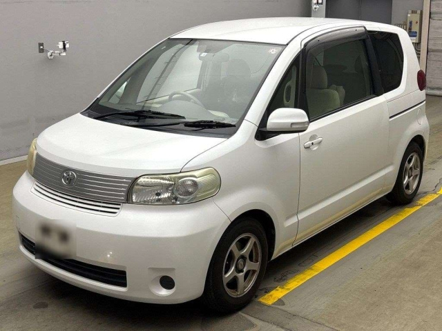TOYOTA PORTE 2008