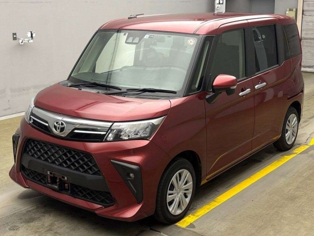 TOYOTA ROOMY 2022