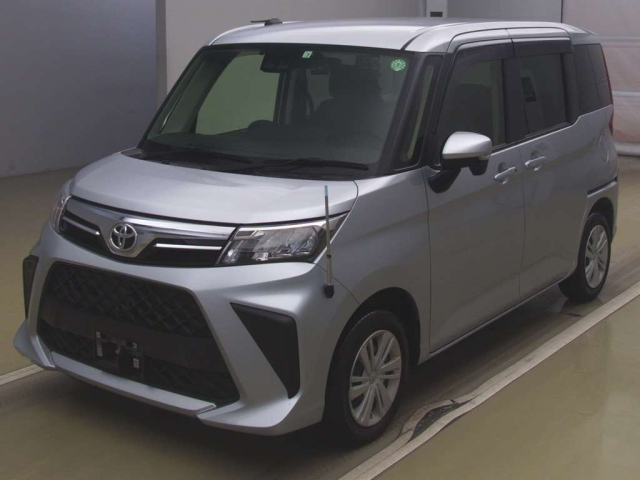 TOYOTA ROOMY 2022