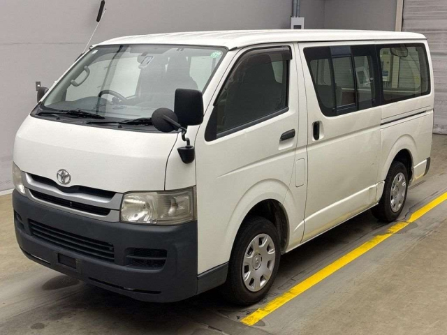 TOYOTA HIACE VAN 2008