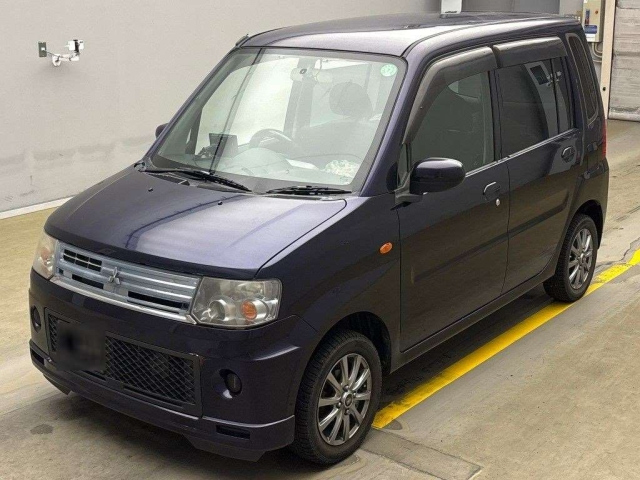 MITSUBISHI TOPPO 2011