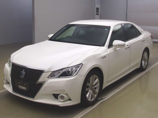 TOYOTA CROWN 2013