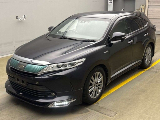 TOYOTA HARRIER 2018