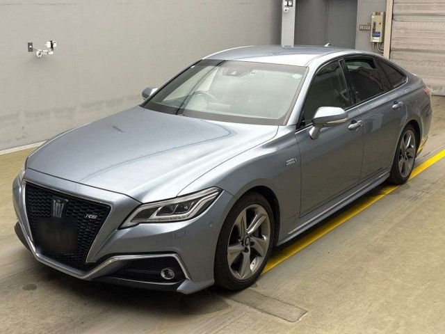 TOYOTA CROWN 2018