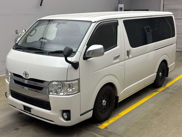 TOYOTA HIACE VAN 2014