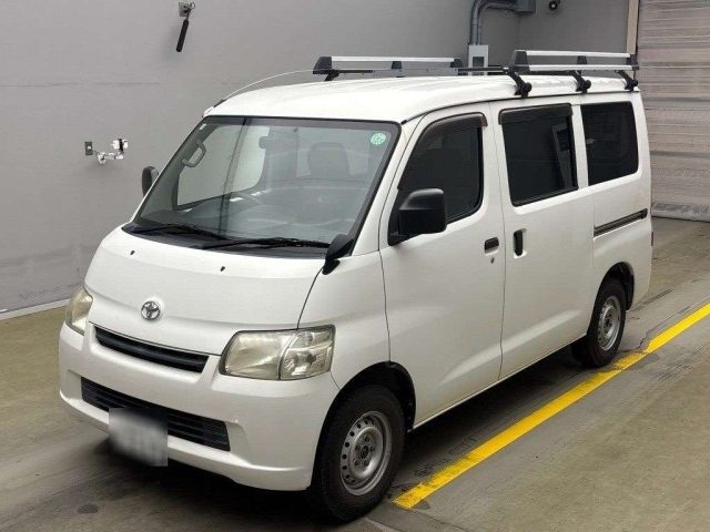 TOYOTA TOWN ACE VAN 2015