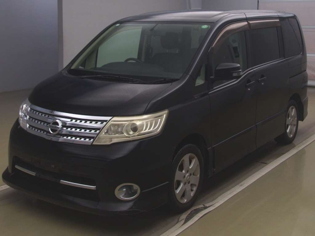 NISSAN SERENA 2010