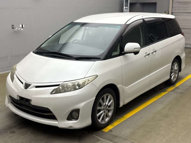 TOYOTA ESTIMA 2010