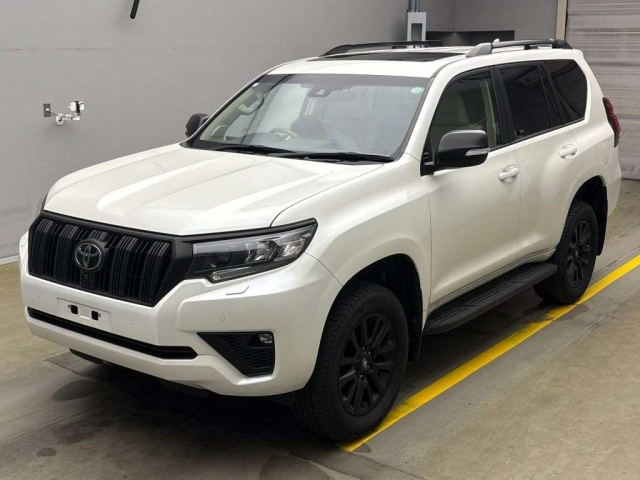TOYOTA LAND CRUISER PRADO 2023