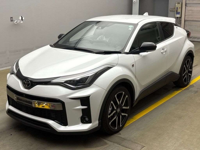 TOYOTA C-HR 2023