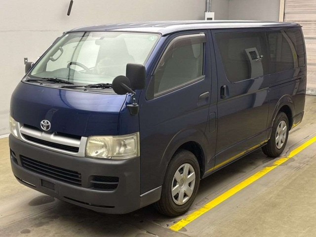 TOYOTA HIACE VAN 2005