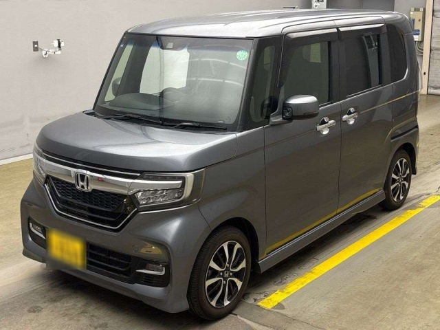 HONDA N BOX 2017