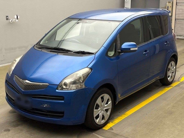 TOYOTA RACTIS 2010