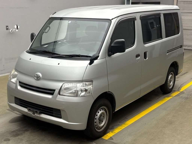 TOYOTA TOWN ACE VAN 2017