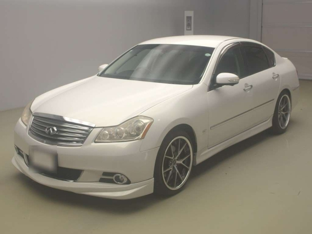 NISSAN FUGA