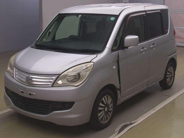 SUZUKI SOLIO 2013