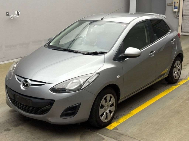 MAZDA DEMIO 2014
