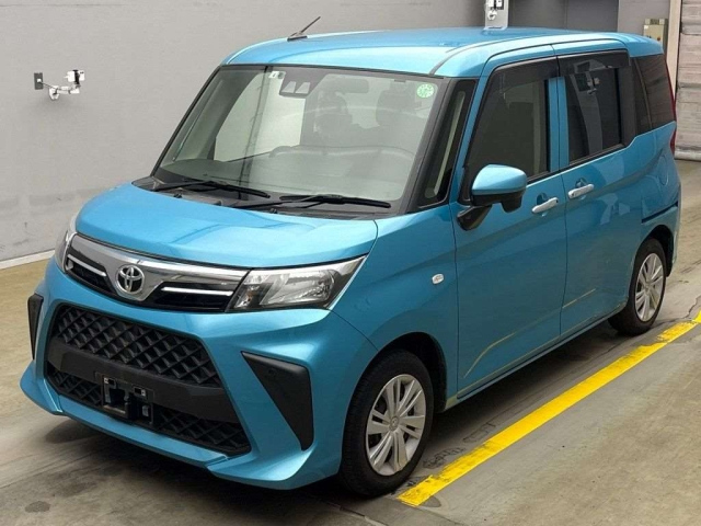 TOYOTA ROOMY 2022