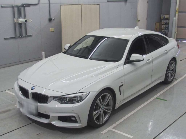 BMW 4 SERIES