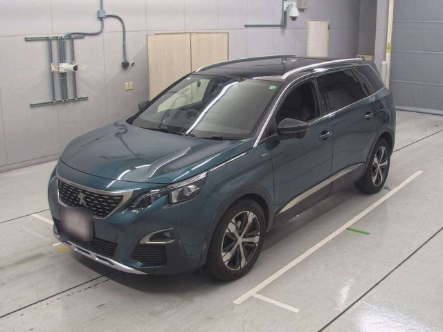 PEUGEOT 5008 2020