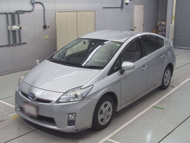 TOYOTA PRIUS 2011