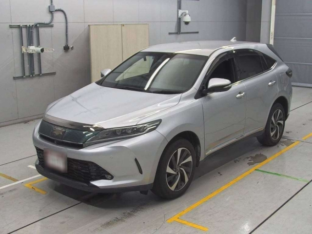 TOYOTA HARRIER 2017