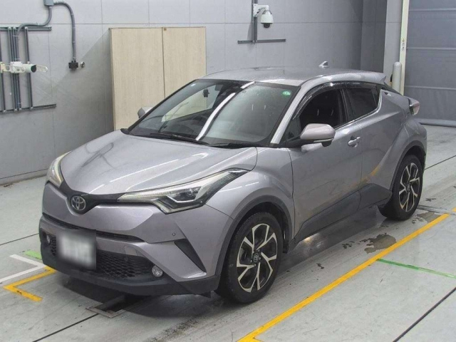 TOYOTA C-HR 2017