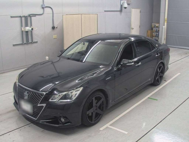 TOYOTA CROWN 2013