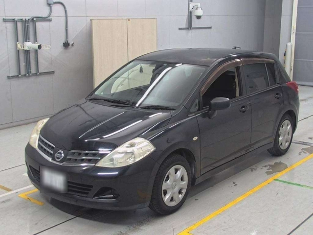 NISSAN TIIDA 2009