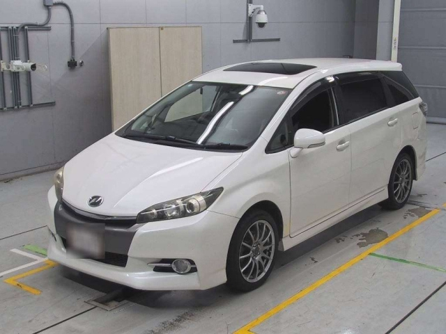 TOYOTA WISH 2012