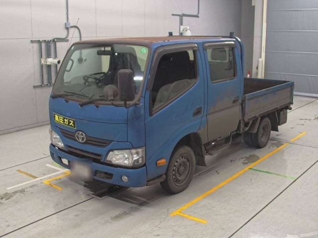 TOYOTA DYNA