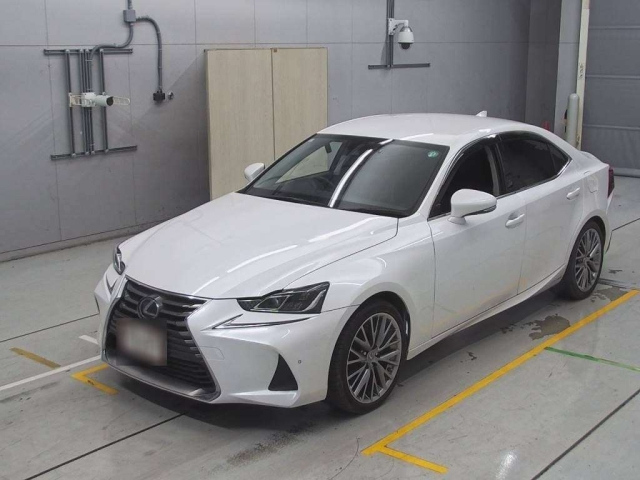 LEXUS IS 2017