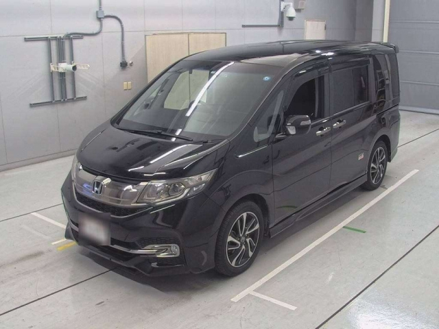 HONDA STEP WAGON 2015