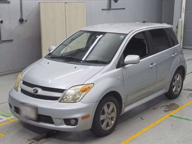 TOYOTA IST 2006