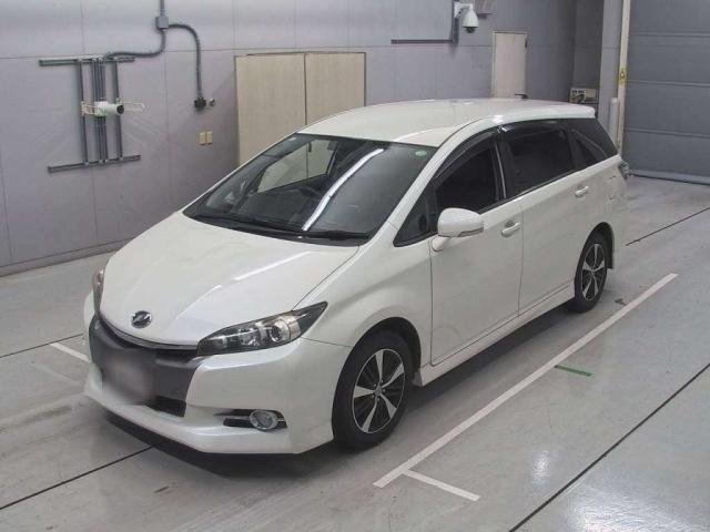 TOYOTA WISH 2012