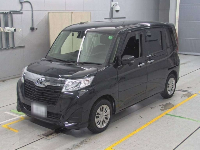 TOYOTA ROOMY 2018