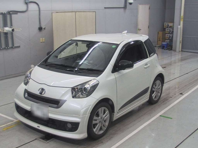 TOYOTA IQ 2015