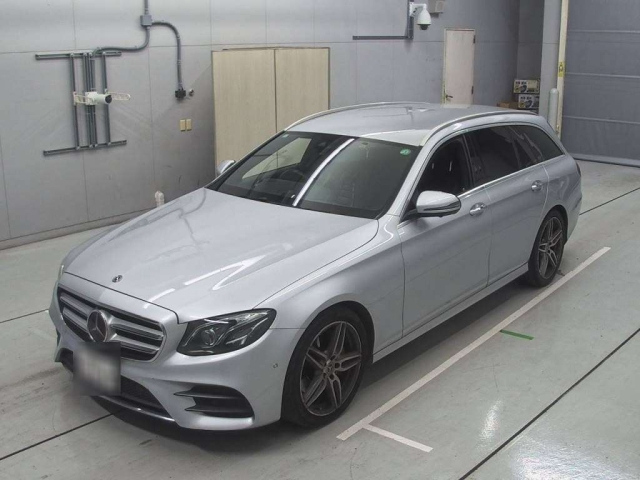 MERCEDES BENZ E CLASS WAGON 2017