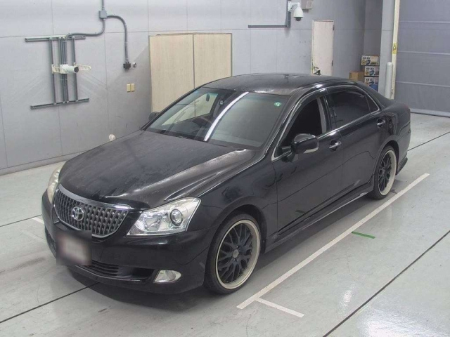TOYOTA CROWN 2011